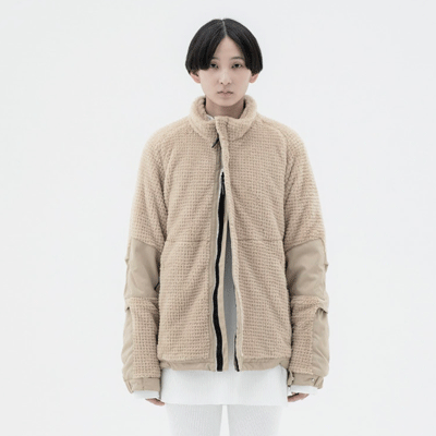 《Almost Black》2019-2020秋冬潮流前卫女装
